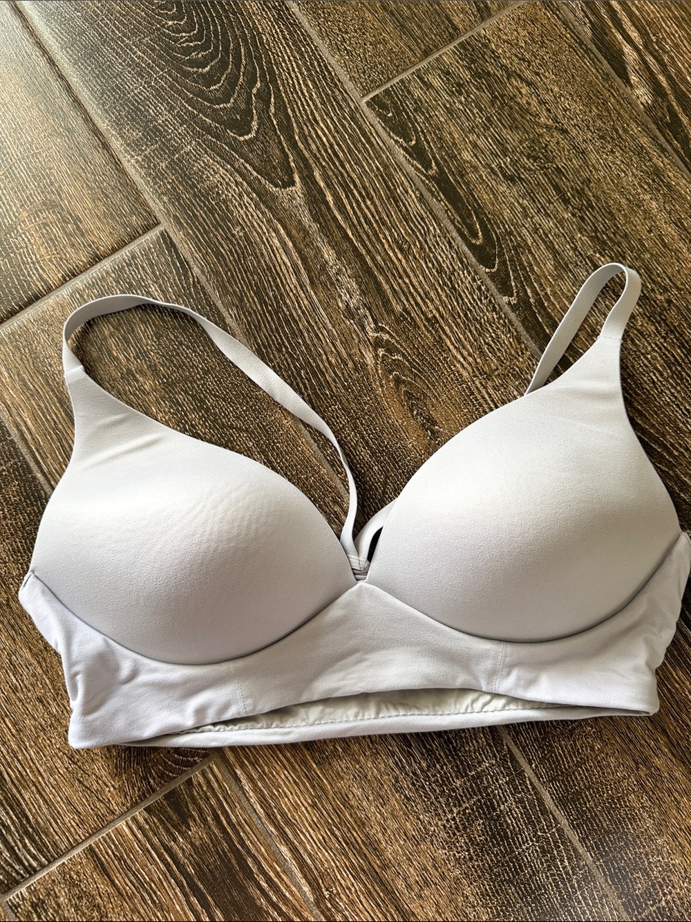 Victoria's Secret Smooth Wireless Molded Cup Bra in Light Gray